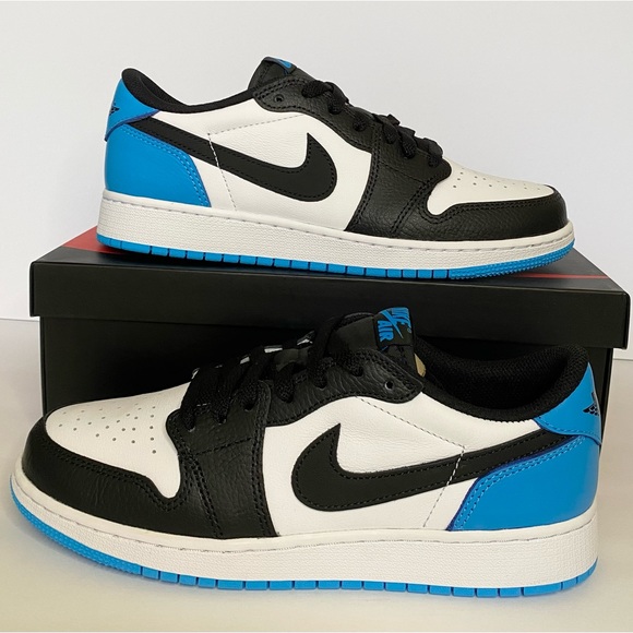 Jordan Shoes - NEW Air Jordan 1 Retro Low OG GS UNC